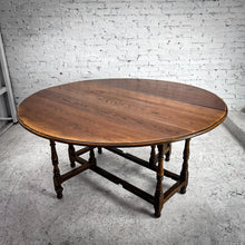 Load image into Gallery viewer, Round Early American Drop Leaf Dining Table