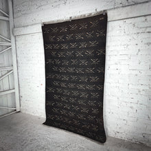 Load image into Gallery viewer, Native American Wool Area American Flatweave Rug