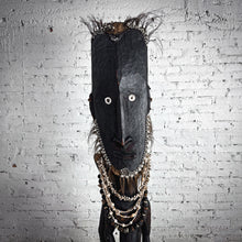 Load image into Gallery viewer, Papua New Guinea Hand Carved Wood Carving