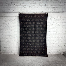 Load image into Gallery viewer, Native American Wool Area American Flatweave Rug