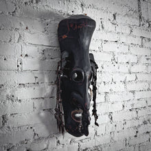 Load image into Gallery viewer, Papua New Guinea Hand Carved Wood Folk Art Mask