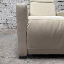 Load image into Gallery viewer, Palliser Highland Swivel + Glide Recliner