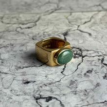 Load image into Gallery viewer, Vintage Scandinavian 14K Gold Green Cabochon Fashion Ring
