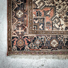 Load image into Gallery viewer, Heriz Wool Area Persian Knotted Rug
