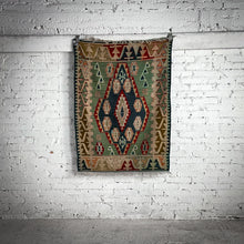 Load image into Gallery viewer, Kilim Wool Accent Turkish Flatweave Rug
