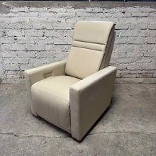 Load image into Gallery viewer, Palliser Highland Swivel + Glide Recliner