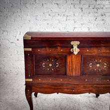 Load image into Gallery viewer, Camel Back Chinese Inlay Hardwood Stand Trunk