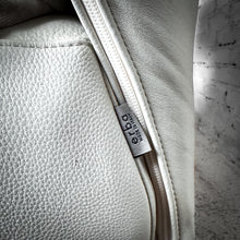 Load image into Gallery viewer, Set of 2 Erba Abbraccio Leather Lounge Chair