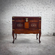 Load image into Gallery viewer, Camel Back Chinese Inlay Hardwood Stand Trunk