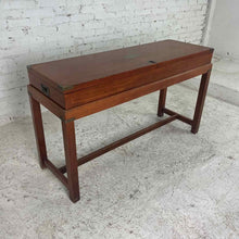 Load image into Gallery viewer, Mahogany Flip-Top Campaign Gun Case Side Table