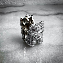 Load image into Gallery viewer, Vintage Judith Leiber Crystal Box