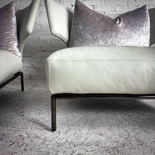 Load image into Gallery viewer, Set of 2 Erba Abbraccio Leather Lounge Chair