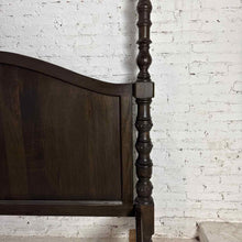 Load image into Gallery viewer, Four Poster Traditional King Oak Bed