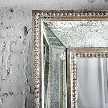 Load image into Gallery viewer, Square Beaded Silver Leaf Wood Wall Mirror