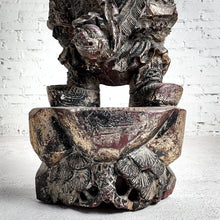 Load image into Gallery viewer, Japanese Carved Gilt Wood Samurai Decorative Statue