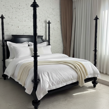Load image into Gallery viewer, Four Poster Traditional King Black Bed