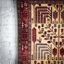 Load image into Gallery viewer, Bakhtiari Accent Persian Knotted Rug