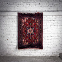 Load image into Gallery viewer, Heriz Wool Accent Persian Knotted Rug