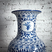 Load image into Gallery viewer, Large Chinoiserie Blue & White Porcelain Floor Vase