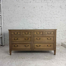 Load image into Gallery viewer, Heritage Henredon Driftwood 8-Drawer Dresser