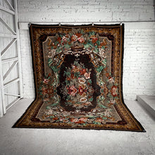 Load image into Gallery viewer, Aubusson Wool European Flatweave Rug
