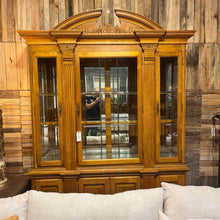 Load image into Gallery viewer, Thomasville Traditional Carved Wood Display Cabinet
