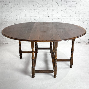 Round Early American Drop Leaf Dining Table