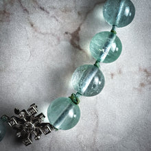 Load image into Gallery viewer, 20th Century Belle Epoque White Gold Aquamarine and Diamond Choker
