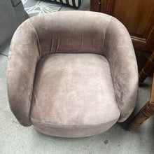 Load image into Gallery viewer, Vidar Contemporary Fabric Club Chair
