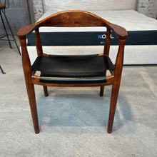 Load image into Gallery viewer, Set of 6 Contemporary Leather &amp; Wood Dining Chair
