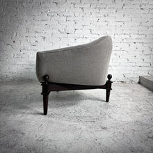 Load image into Gallery viewer, Navas Contemporary Club Chair
