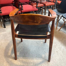 Load image into Gallery viewer, Set of 6 Contemporary Leather &amp; Wood Dining Chair
