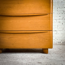 Load image into Gallery viewer, 1950&#39;s Heywood-Wakefield MCM Classic Champagne Birch Chest of Drawers
