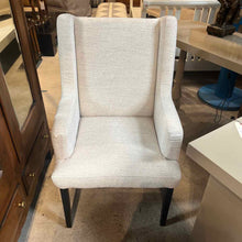 Load image into Gallery viewer, Set of 4 Casa Kutu Wingback Dining Chair
