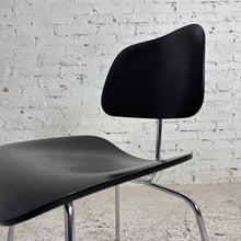 Load image into Gallery viewer, Restored HM DCM Molded Plywood Chair
