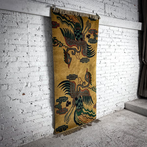 Chinese Hand Knotted Wool Accent Oriental Rug