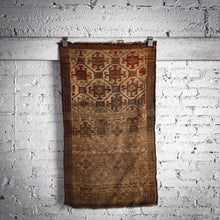 Load image into Gallery viewer, Small Caucasian Wool Oriental Knotted Rug
