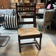 Load image into Gallery viewer, European Style Accent Chair
