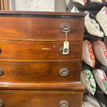 Load image into Gallery viewer, Antique Johnson furniture Co Federal Mahogany Chest of Drawers
