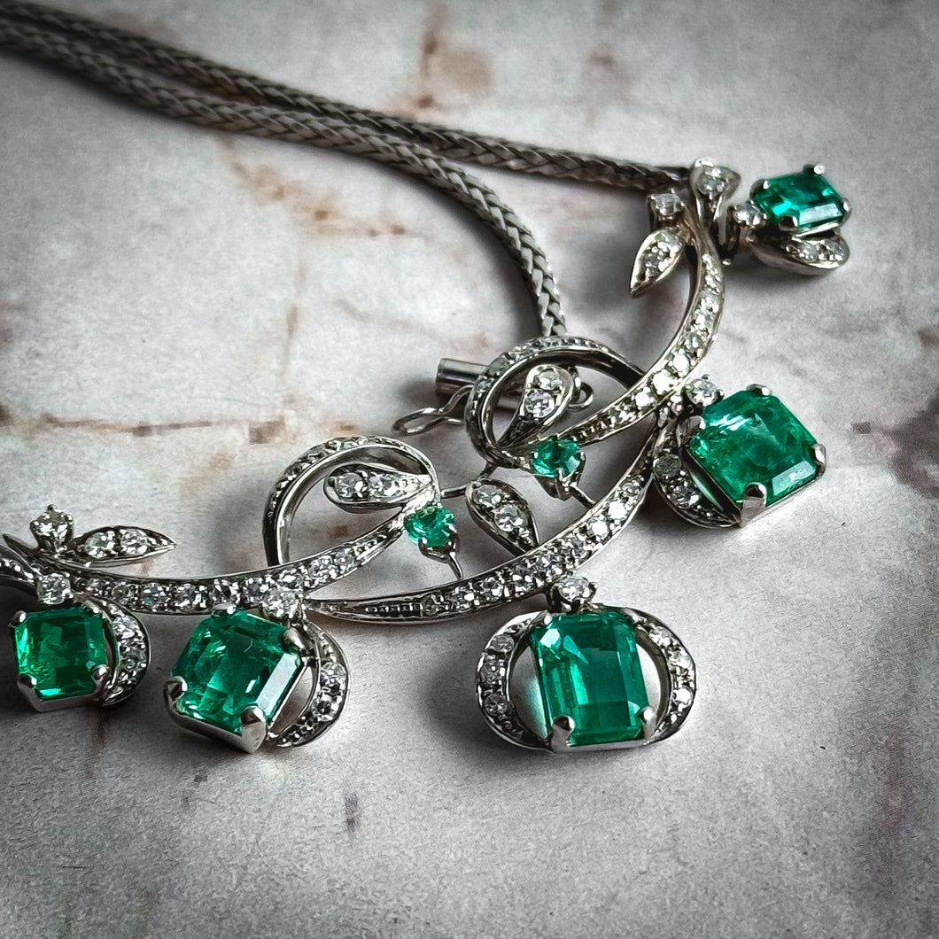Vintage Filigree 18K White Gold Emerald & Diamond Necklace