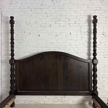 Load image into Gallery viewer, Four Poster Traditional King Oak Bed
