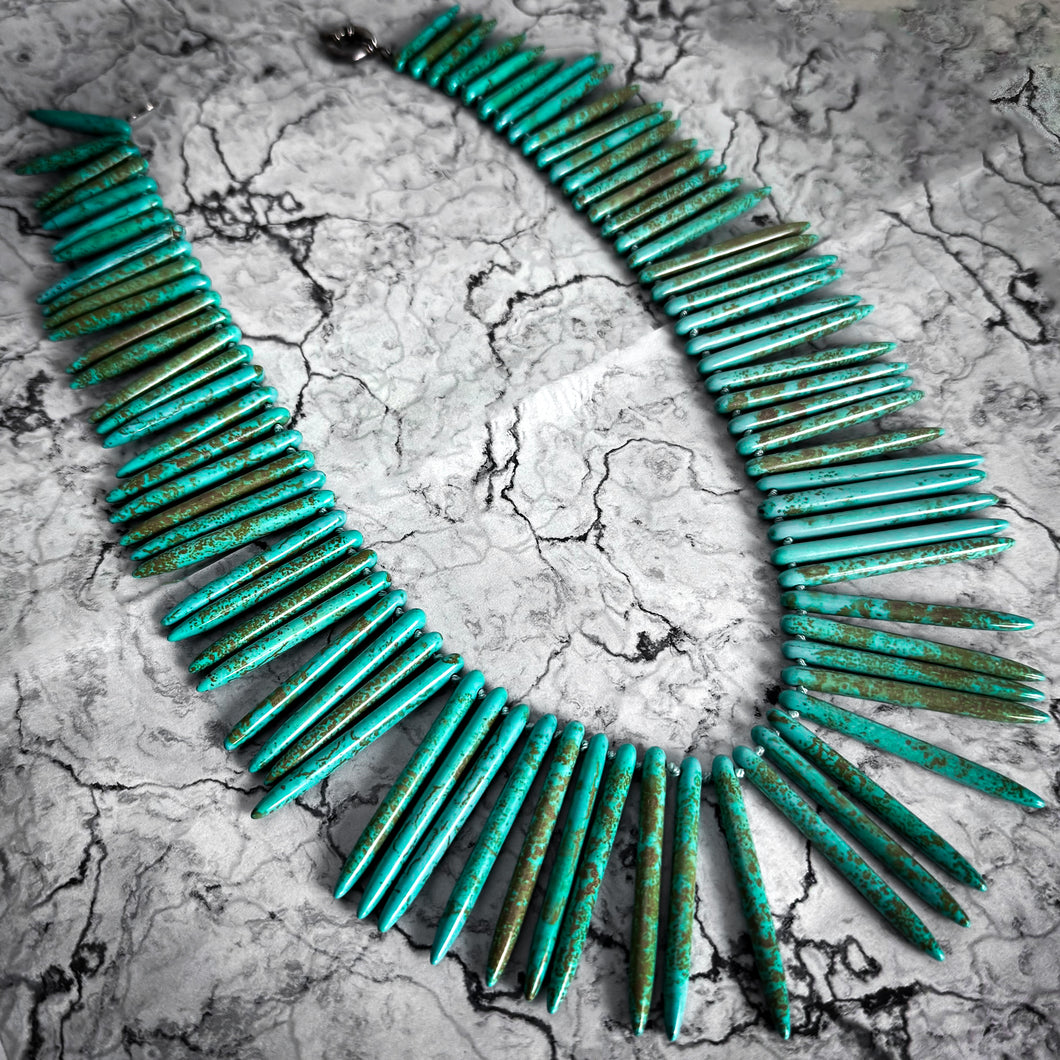 Southwest Style Natural Spiked Turquoise Necklace
