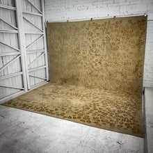 Load image into Gallery viewer, Transitional Wool &amp; Silk Room Contemporary Knotted Rug
