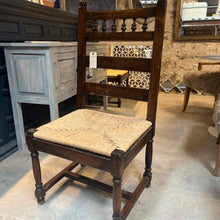 Load image into Gallery viewer, European Style Accent Chair
