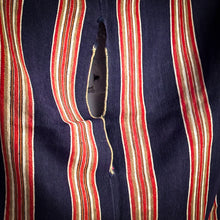 Load image into Gallery viewer, Vintage Bolivian Alpaca Wool Poncho Textile
