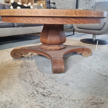 Load image into Gallery viewer, European Style Veneer Cocktail Table
