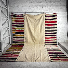 Load image into Gallery viewer, Turkish Hand Woven Wool Mexican Flatweave Rug
