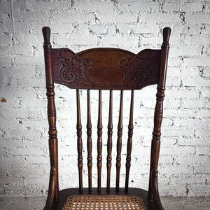 Single Early American Caned Oak Dining Chair