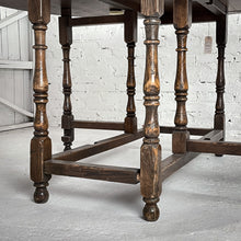 Load image into Gallery viewer, Round Early American Drop Leaf Dining Table
