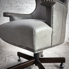 Load image into Gallery viewer, Lee Industries Buckskin Wolf Leather Desk Chair
